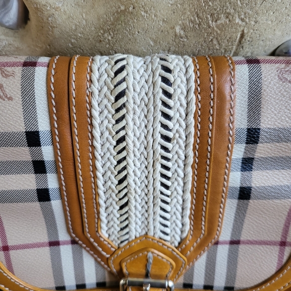 Burberry Haymarket Check Crossbody Bag. Rare Collectible..authentic!! w/COA - Picture 13 of 13